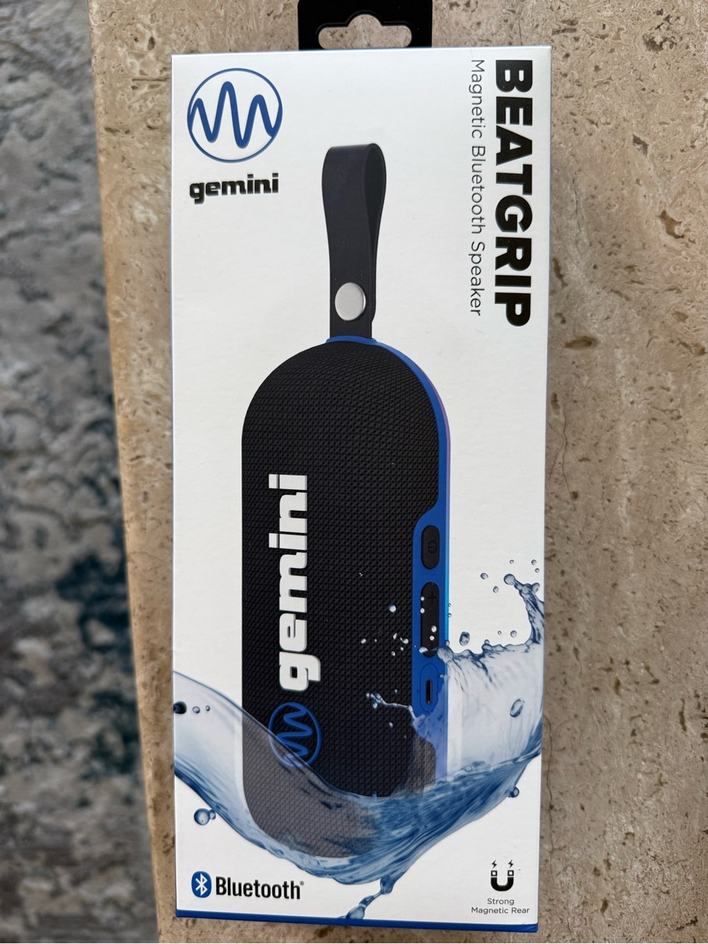 Gemini BeatGrip Magnetic Bluetooth Speaker — Black and Blue